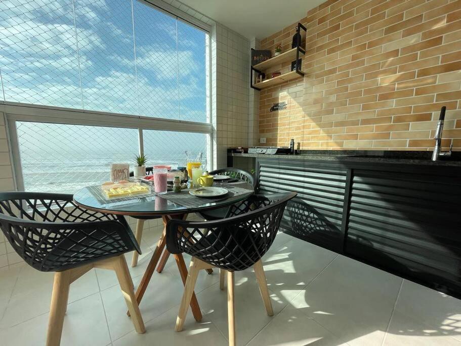 Ap Frente Mar Com Ar-Condicionado E Varanda Gourmet Mongaguá Exteriér fotografie